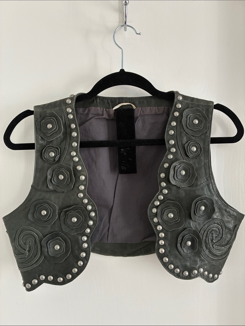 Nolita Women's Gray Floral Appliqué Studded Leather Vest size M